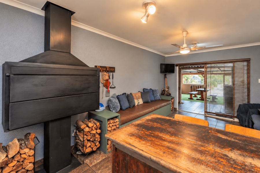 3 Bedroom Property for Sale in Morgenster Heights Western Cape